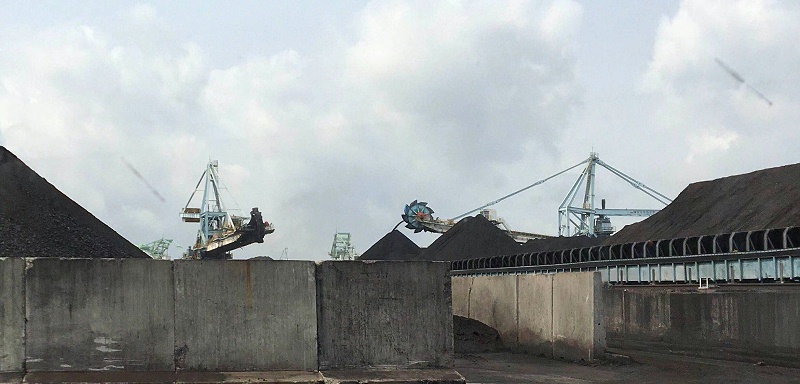 佛山中繩公司為國能珠海港務有限公司提供鋼絲繩的技術(shù)服務工作